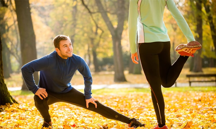 حرکات کششی قبل و بعد تمرین 1 بهترین حرکات کششی قبل و بعد از تمرین